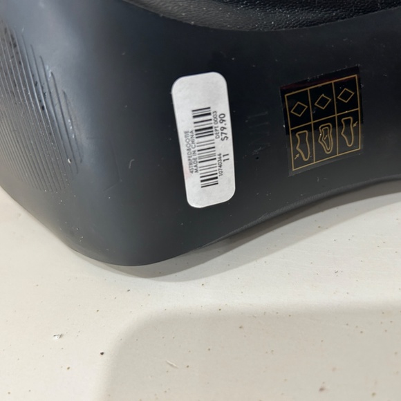 Harley Quinn style white and black pumps size 11 - Picture 7 of 11